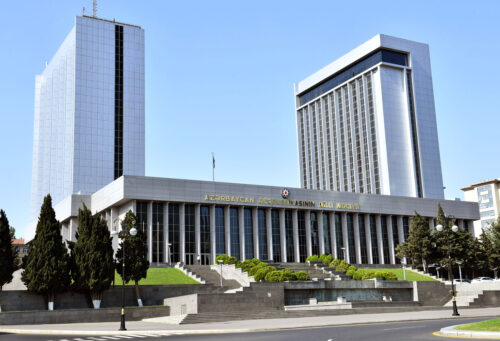 Դա պետք է վաղուց արվեր․ Ադրբեջանի խորհրդարանը գովաբանել է Փաշինյանին՝ «Արևմտյան Հայաստան» հասկացողությունը կասկածի տակ դնելու համար