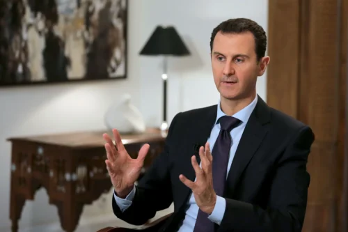 Reuters: An hour before his escape, Assad assured officers Russia would help