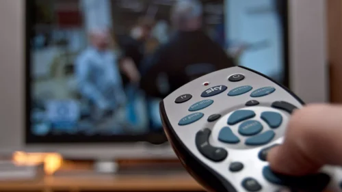 РА не планирует закрывать российские телеканалы, работающие в общественном мультиплексе: министерство высокотехнологической промышленности