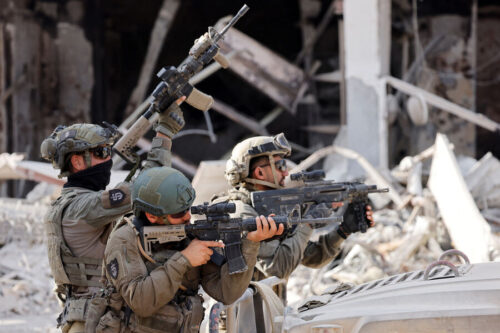 Israeli army establishing additional security zone at Syrian border