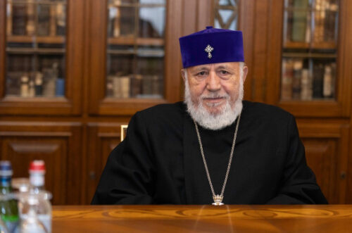 Թող դադարեն հակամարտությունները, և ազգերը չապրեն տառապանքը, որ հայ ժողովուրդը կրեց․ Վեհափառ Հայրապետ