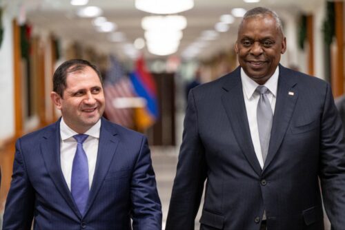 Պենտագոնում Պապիկյանը հանդիպել է ԱՄՆ պաշտպանության քարտուղարին