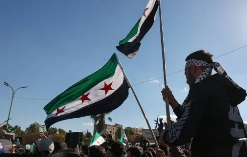 Armed groups in Syria agree to join Defense Ministry