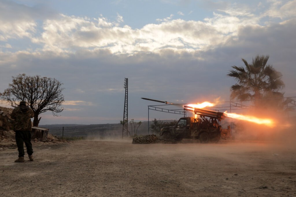 New York Times: Iran has begun to evacuate military officials and personnel from Syria New York Times: Iran has begun to evacuate military officials and personnel from Syria