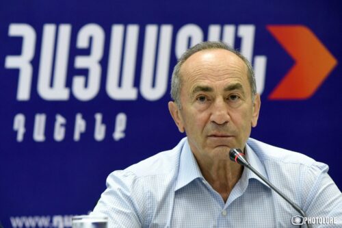 Фракция «Армения» провела выездное заседание под руководством Роберта Кочаряна