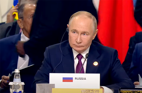 Путин: Россия будет строго пресекать попытки подорвать единство страны