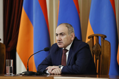 Распустить Минскую группу ОБСЕ: Пашинян принял два требования Алиева