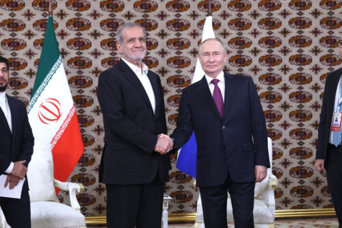 «Коммерсант»: Путину и Пезешкиану придется как-то прийти к консенсусу по теме «Зангезурского коридора»