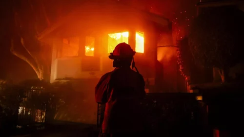 Death toll in California fires rises to 11