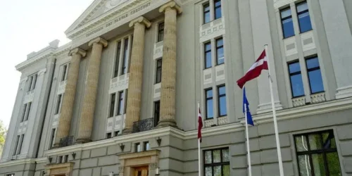 Латвия усложнила въезд в республику для граждан стран СНГ