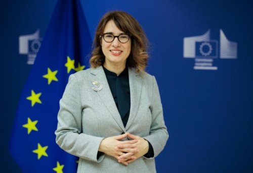 В переговорах между Арменией и Азербайджаном важно избегать жесткой риторики и угроз применения силы: спикер ЕС по внешним связям и вопросам безопасности