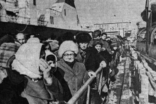 В результате резни армян в Азербайджане в конце 1980-х — начале 1990-х годов около 400 тысяч армян были изгнаны из страны: МИД РА