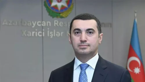 Баку отреагировал на статью Пашиняна и обвинил Ереван в увеличении военных расходов