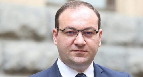 Арсен Бабаян: Декларацию независимости заменяют каким-то документом, написанным «Гражданским договором»