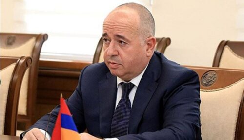 2020 թվականի օգոստոսի 14-ին, փաստը մոտս կա, ես քեզ, Նիկոլ Փաշինյան, գրավոր գրեցի, որ մինչև սեպտեմբերի վերջ պատերազմ է սկսելո. Արշակ Կարապետյան