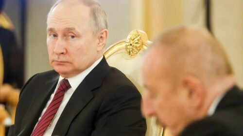 Баку «кипит» от негодования по отношению к России, одновременно углубляя экономические связи