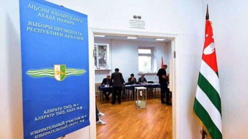 Polls for snap presidential election open in Abkhazia
