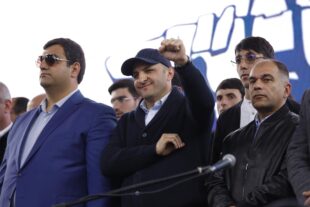 Գյումրու ՏԻՄ ընտրություններին ընդառաջ քաղաքում իրավիճակը լարված է