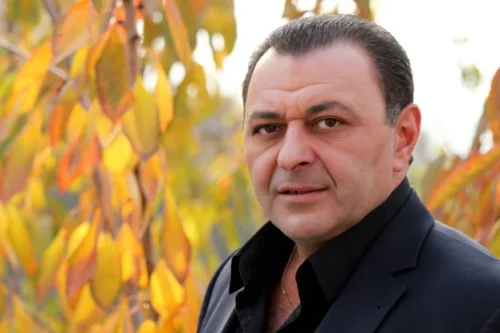 Մահացել է ՀՀ վաստակավոր արտիստ, դերասան Արա Դեղտրիկյանը