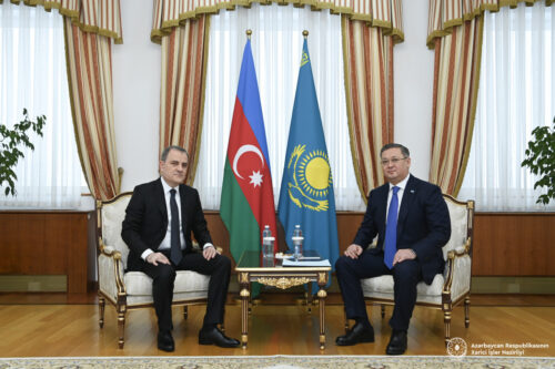 Байрамов пожаловался своему казахстанскому коллеге на позицию Армении в армяно-азербайджанском мирном процессе