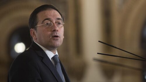 Spanish foreign minister closely following rescue efforts for Spanish climbers trapped in Armenian avalanche