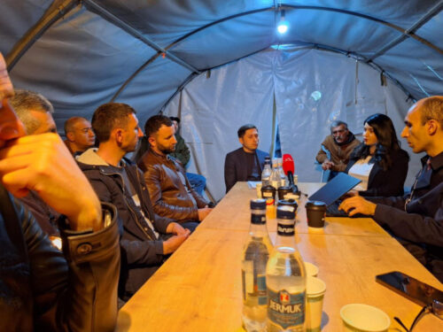 На площади Свободы состоялось первое публичное обсуждение Совета «Защиты прав граждан Арцаха»