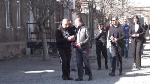 Քարոզարշավ` Գյումրիում. օր 1