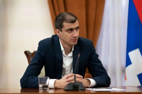 10 օր է՝ Հայաստանի հասարակական-քաղաքական թիվ մեկ օրակարգը Բաքվում գտնվող մեր գերիներն են. Մեսրոպ Առաքելյան