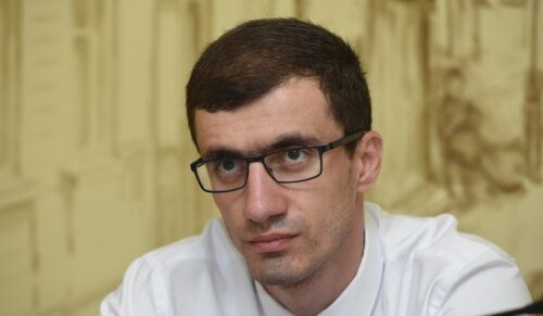 Месроп Аракелян: В Паракаре партия «Страна для жизни» победила «Гражданский договор», коалиция не нужна