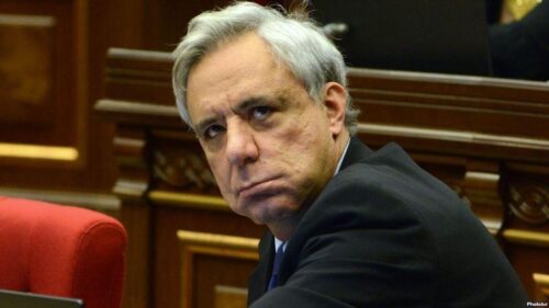 Вардан Осканян: Мир Пашиняна — это мастер-класс по капитуляции: он полностью отказался от национальных интересов Армении за столом переговоров