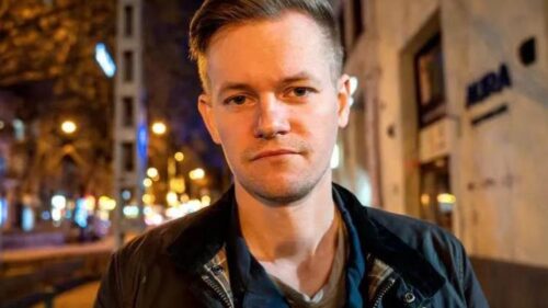 Թուրքիայում «նախագահին վիրավորելու» մեղադրանքով շվեդ լրագրող է ձերբակալվել