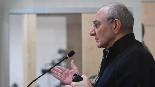 Сегодня в Баку в рамках инсценированного судебного процесса были допрошены Араик Арутюнян и Бако Саакян