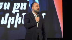 Գյումրու ընտրությանը մնաց 5 օր․ թեկնածուները շարունակում են քարոզարշավը