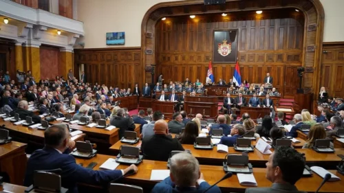 Serbian lawmakers approve government resignation
