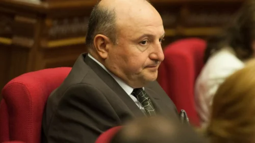 Прокуратура сообщает о возбуждении уголовного дела в отношении Вардана Гукасяна, в штабе это опровергают