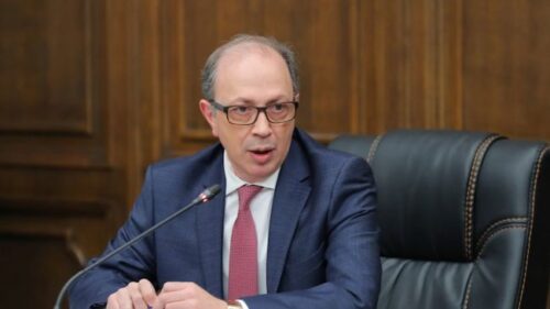 Ара Айвазян: Никто не мог себе представить, что официальный Ереван позволит себе присоединиться к мутному потоку отрицания Геноцида