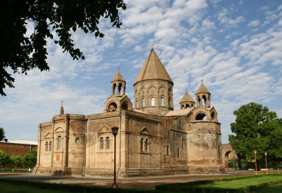 Մայր Աթոռը դատապարտում է Վարշավայում կազմակերպված «Արևմտյան Ադրբեջան» խորագրով ցուցահանդեսի կազմակերպումը Մայր Աթոռը դատապարտում է Վարշավայում կազմակերպված «Արևմտյան Ադրբեջան» խորագրով ցուցահանդեսի կազմակերպումը