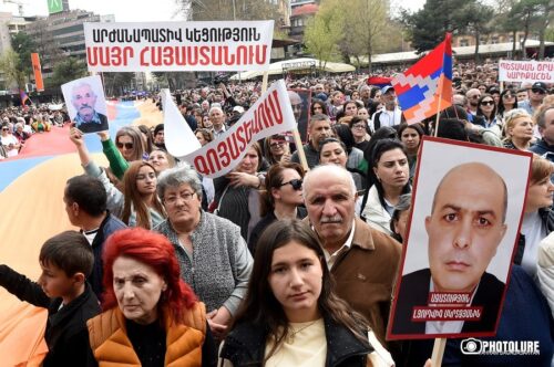 Если наши проблемы не будут решены, мы предпримем конкретные действия: народ Арцаха