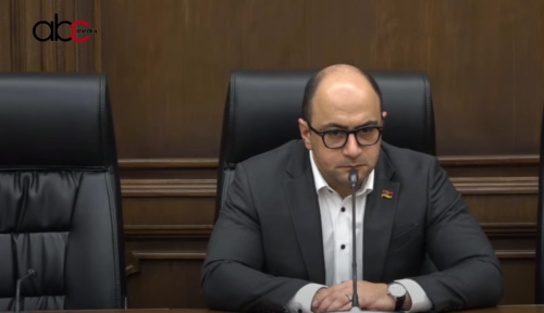 Мамиджанян: Пашинян год назад заявил: «Мы не будем менять Конституцию»