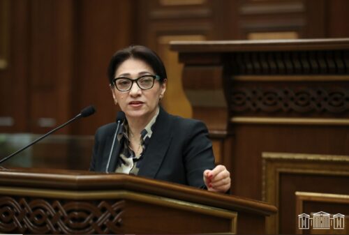 Лилит Галстян: Только смена власти может очистить нас от этого всеобщего хаоса и болезни