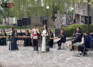 Фестиваль, чемпионат по армрестлингу и новоселье в Горисе (фоторепортаж)