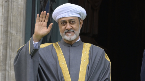 Oman’s sultan arrives in Russia