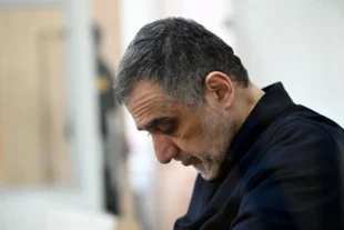 В Баку состоялось очередное заседание сфабрикованного судебного процесса над Рубеном Варданяном: фоторепортаж