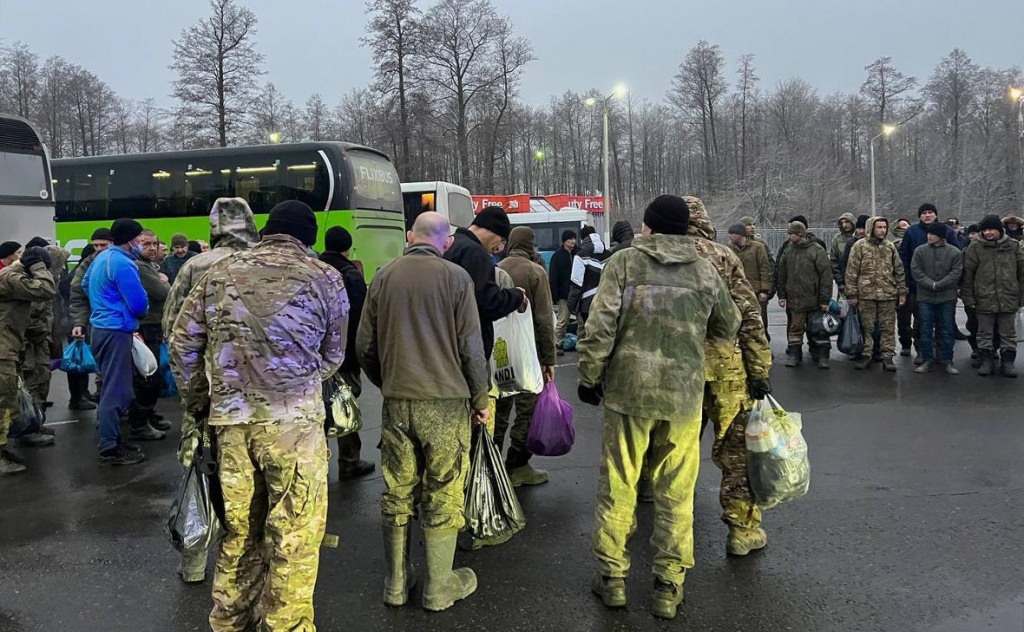 Россия и Украина обменялись пленными Россия и Украина обменялись пленными