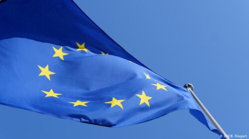 EU officially lifts all economic sanctions against Syria
