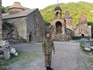 Պստիկ Գալեն՝ զինվորականի ճանապարհն ընտրած ու անմահացած Արմեն Գալեյանը կդառնար 35 տարեկան