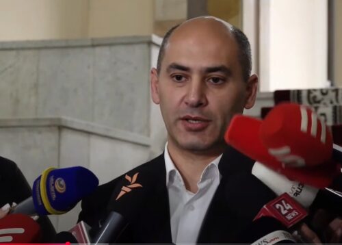 ՔՊ-ն չի հանգստացել, չի մարսում Գյումրիում եղածը. Մարտուն Գրիգորյան