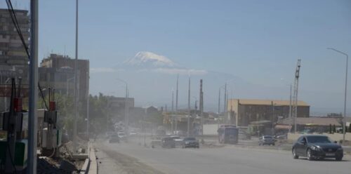 Ուժեղ քամու հետևանքով Երևանի կենտրոնում արձանագրվել է փոշու կոնցենտրացիայի զգալի աճ