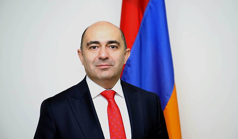 Акоп Асланян и Овик Агазарян выдвинули Эдмона Марукяна на пост премьер-министра Акоп Асланян и Овик Агазарян выдвинули Эдмона Марукяна на пост премьер-министра