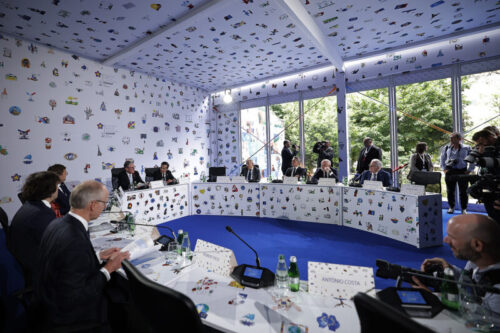 Փակ ձևաչափով հանդիպել են Փաշինյանը, ԵԱՀԿ գլխավոր քարտուղարը և մի շարք երկրների վարչապետեր